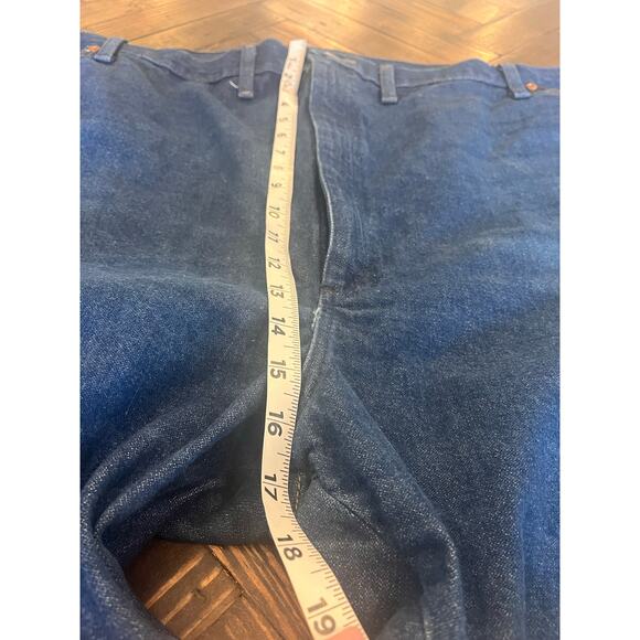 Wrangler Denim Blue Jeans 52x32 Western Cowboy Barn Farm Aztec Rodeo Workwear - Picture 6 of 9